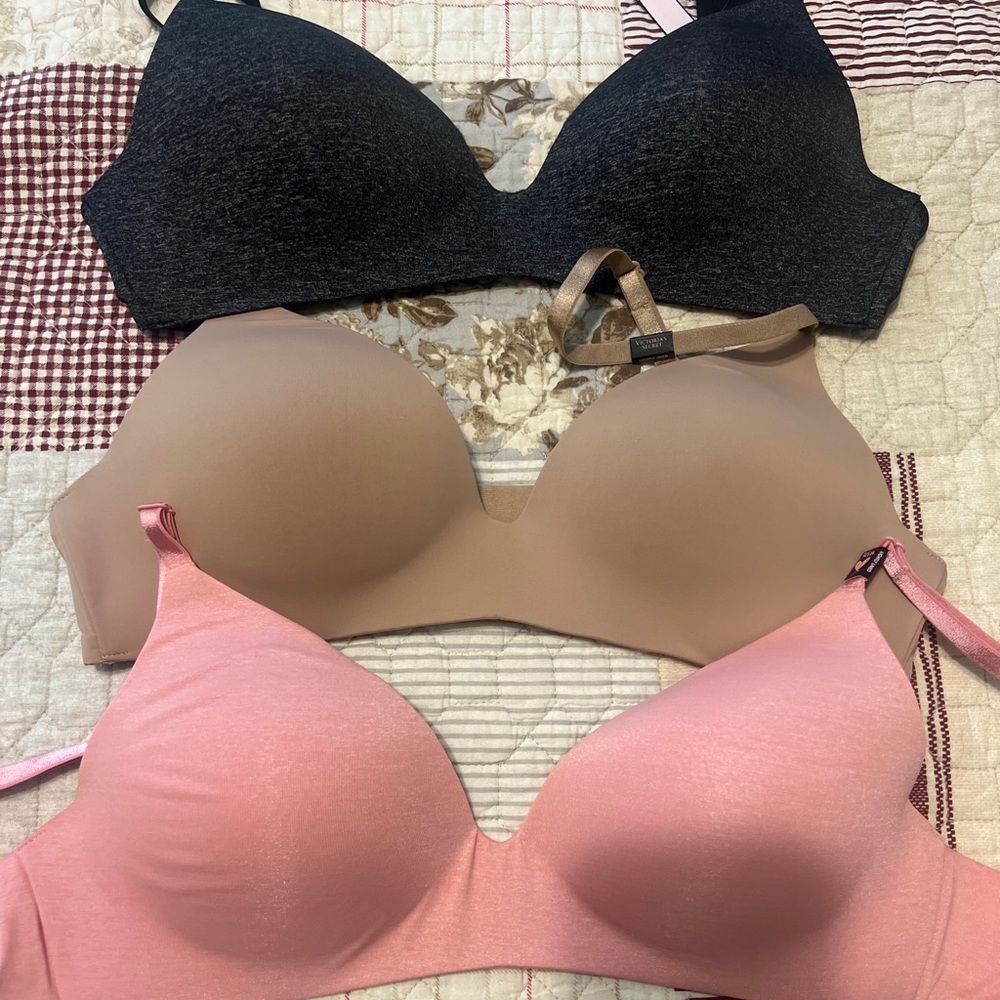 Victorias Secret Tshirt Bra No Wire 36B